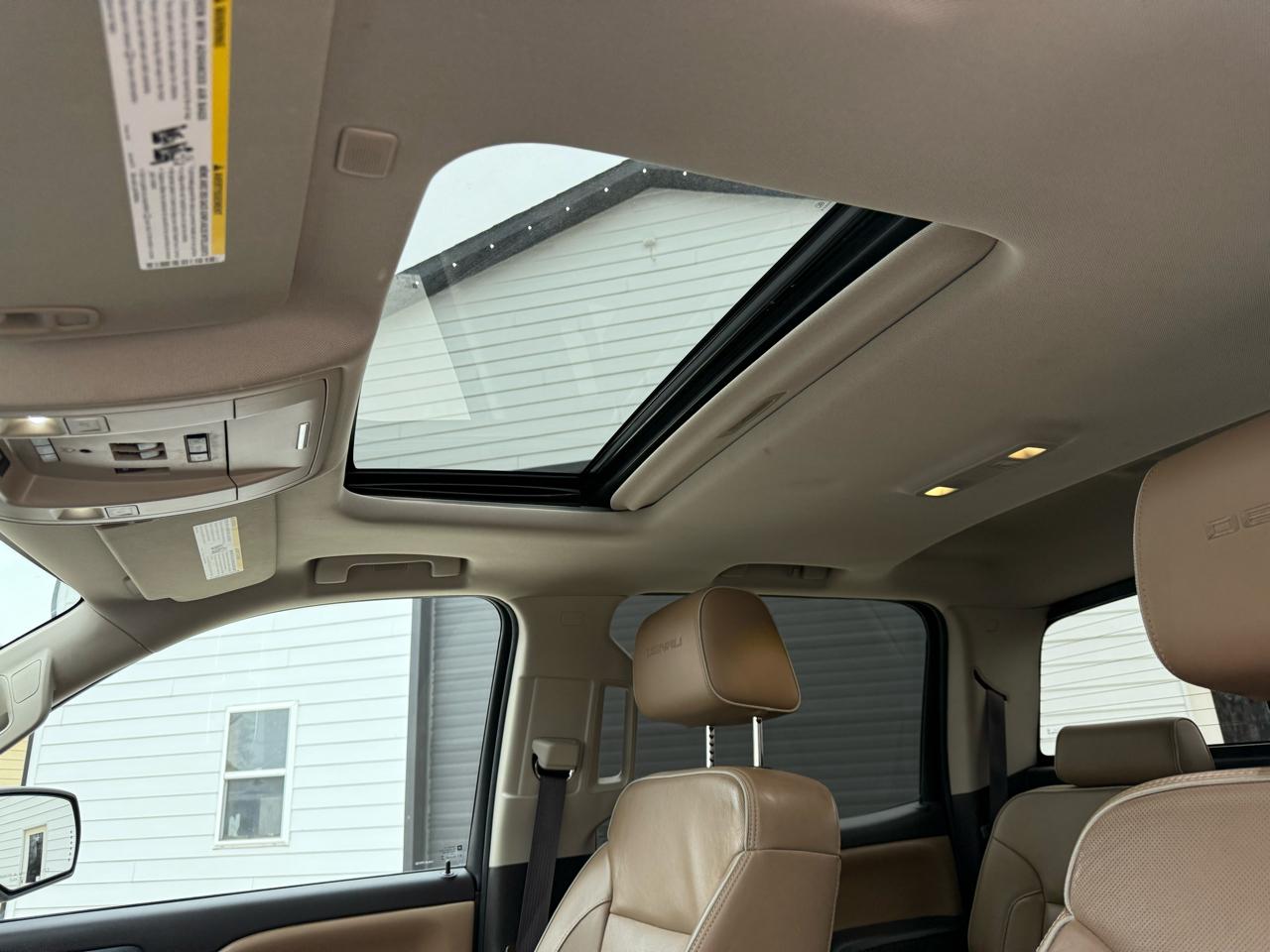 GMC Sierra 1500 Denali Crew Cab Long Box 4WD 2017