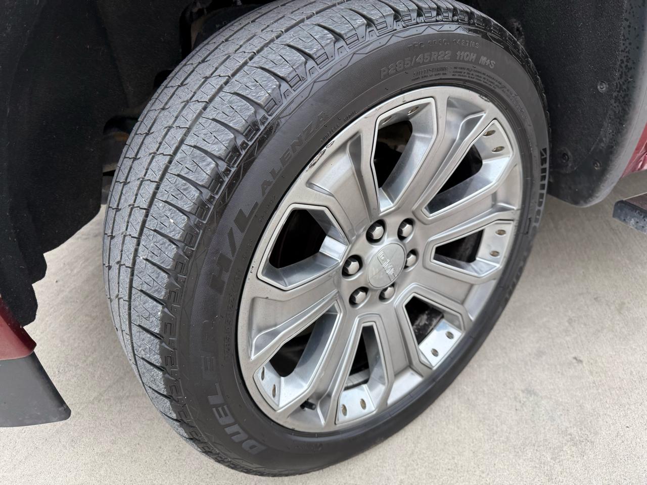 GMC Sierra 1500 Denali Crew Cab Long Box 4WD 2017