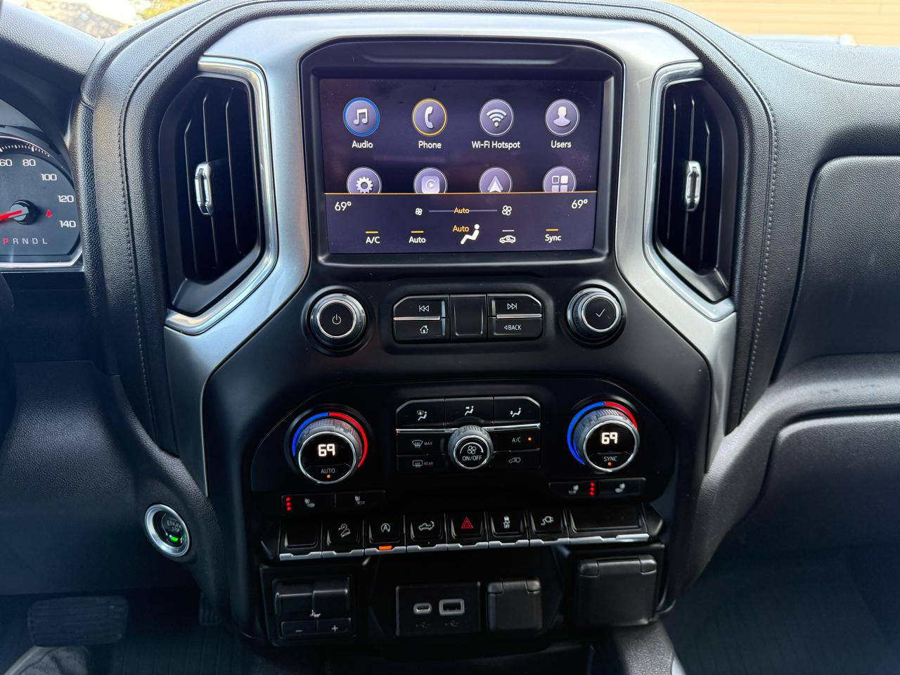 Chevrolet Silverado 1500 RST Crew Cab 4WD 2020