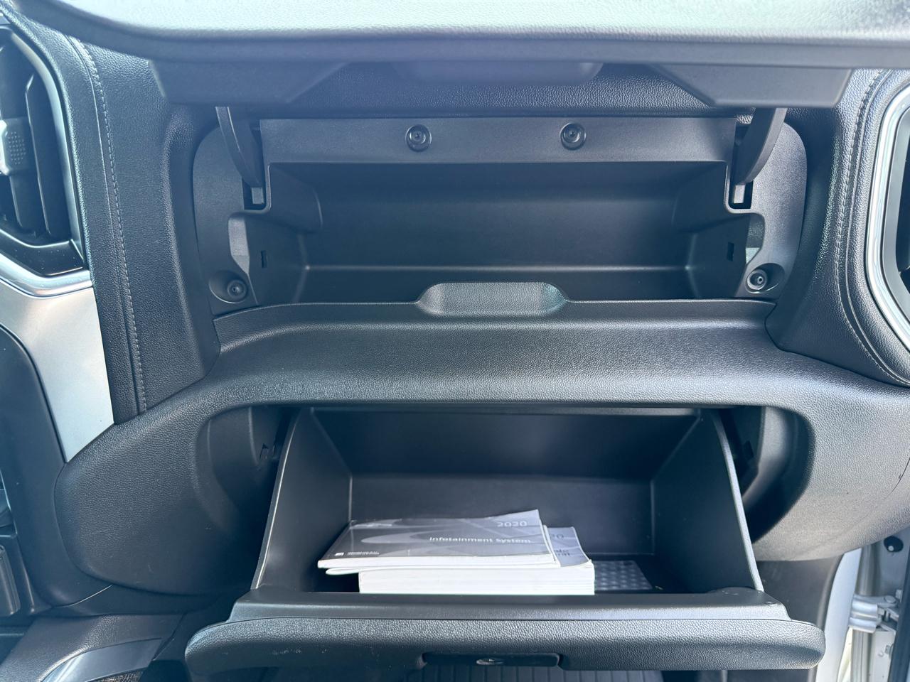 Chevrolet Silverado 1500 RST Crew Cab 4WD 2020