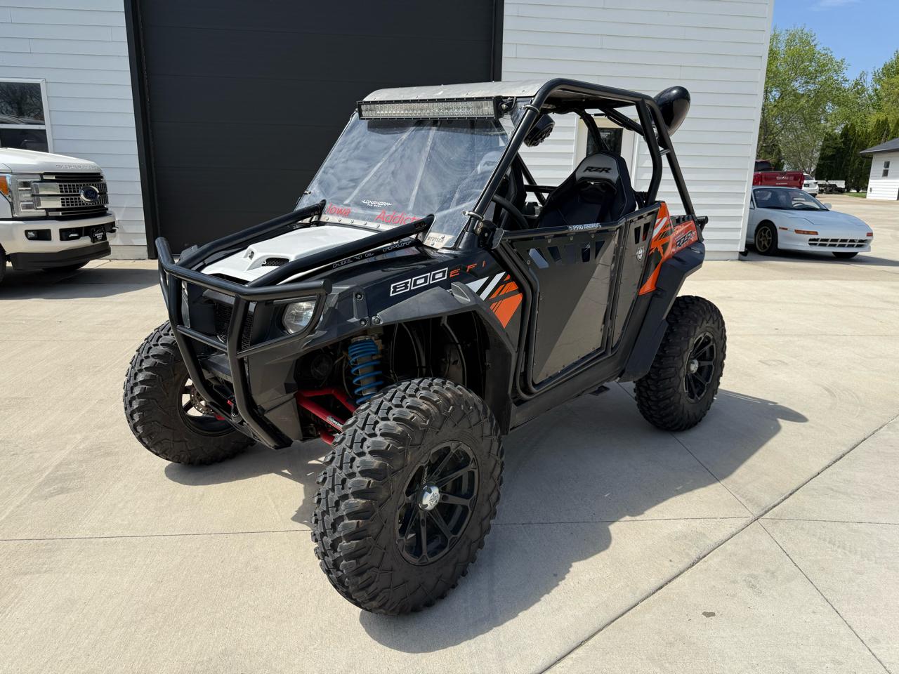 Polaris RZR S 800  2011