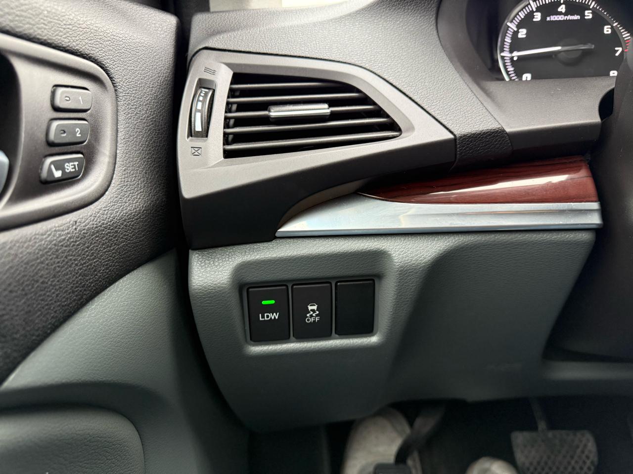 Acura MDX SH-AWD 6-Spd AT w/Tech Package 2015