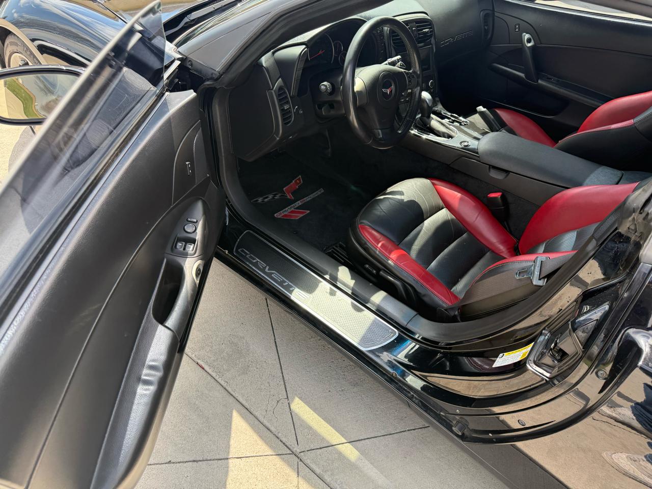Chevrolet Corvette Standard LT1 2010