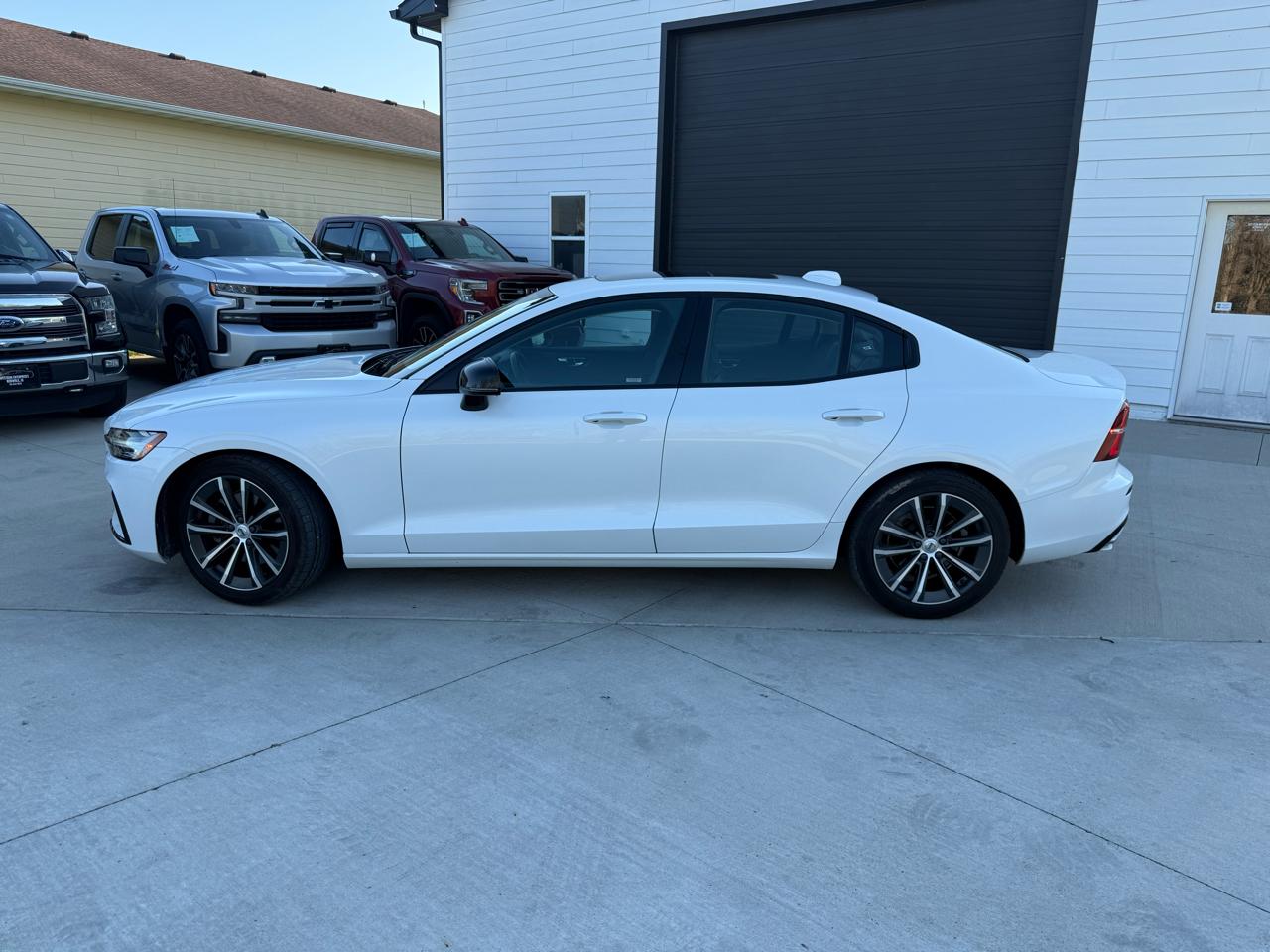 Volvo S60 T5 Momentum 2021