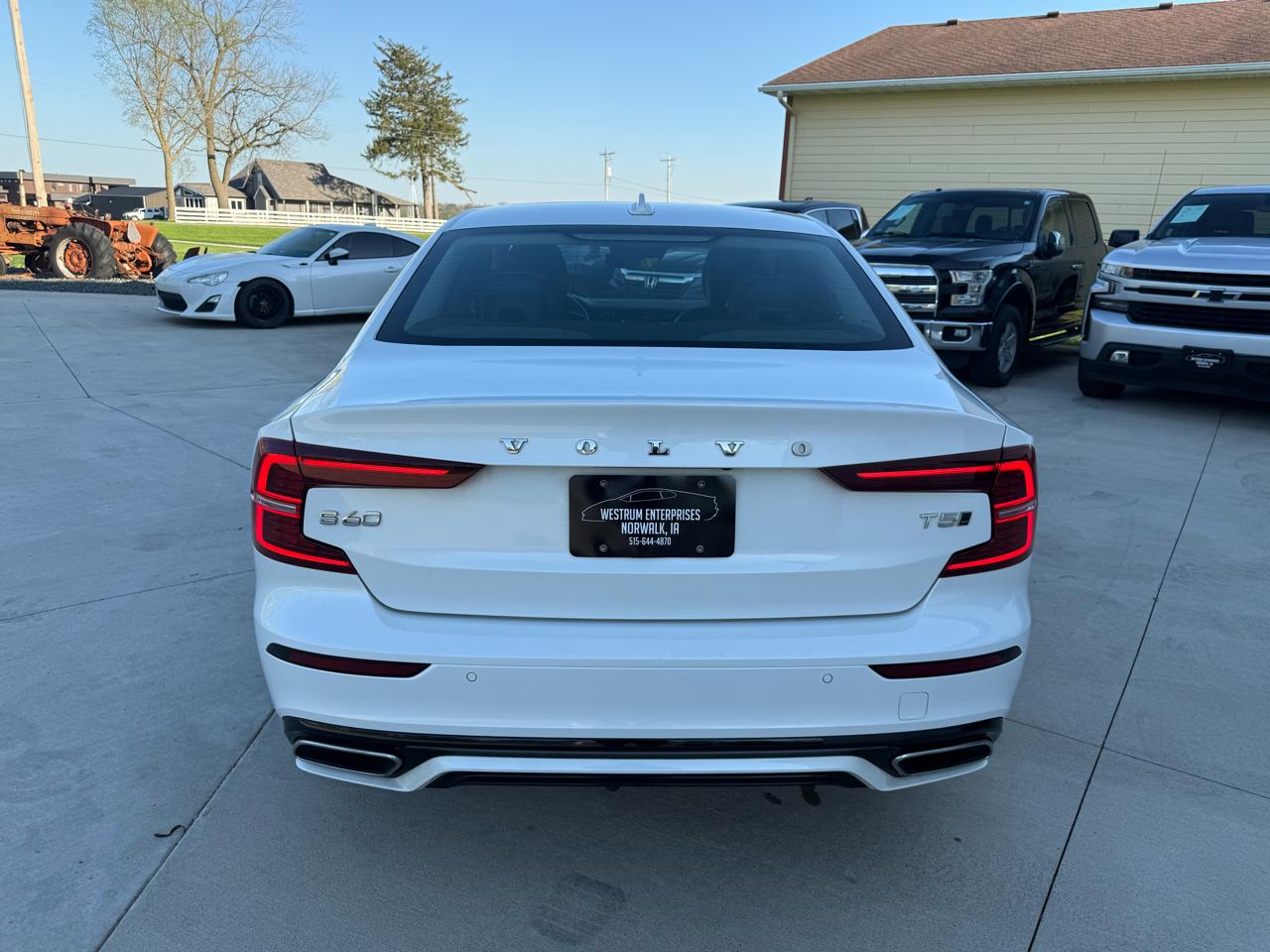 Volvo S60 T5 Momentum 2021