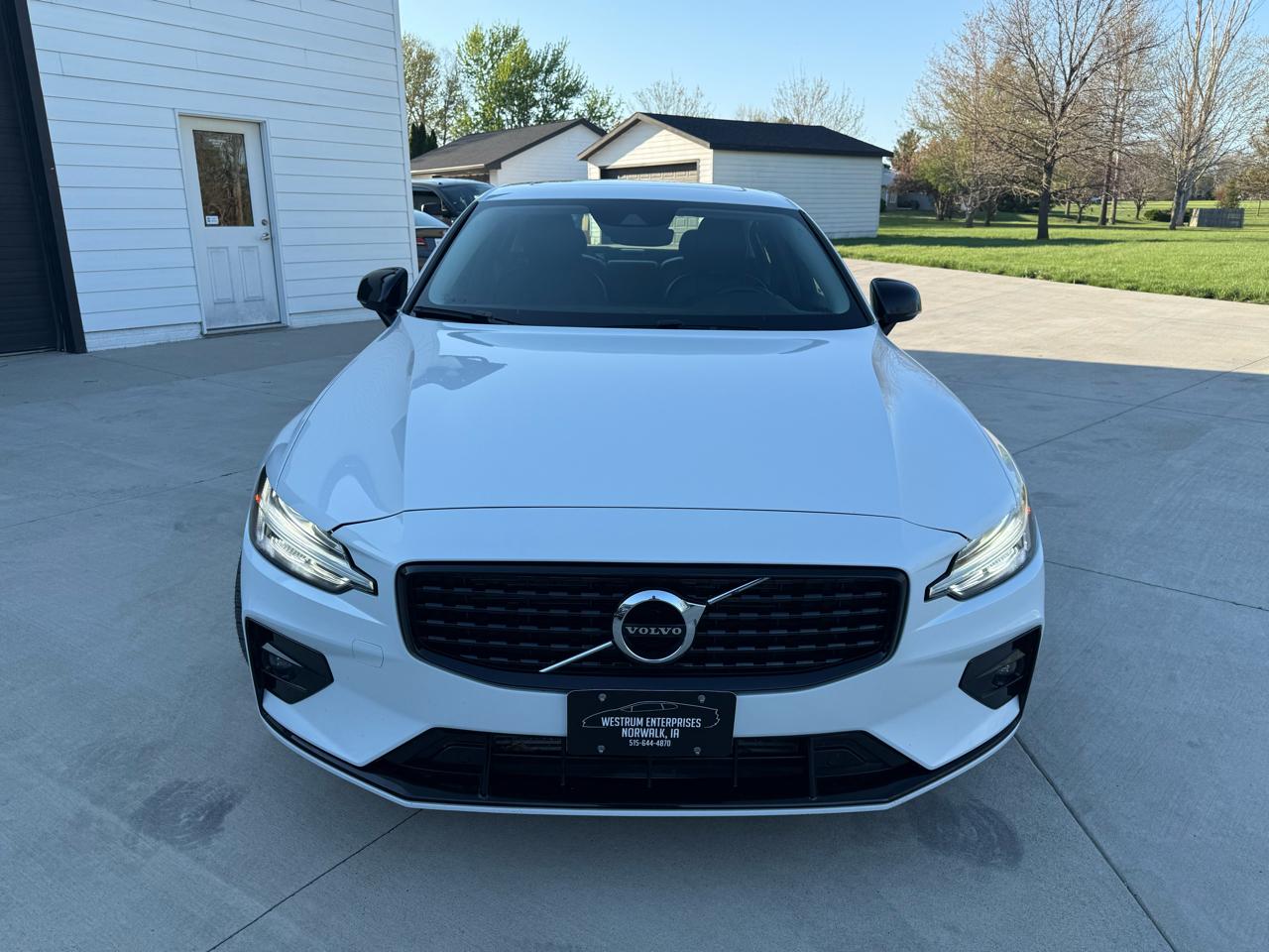 Volvo S60 T5 Momentum 2021