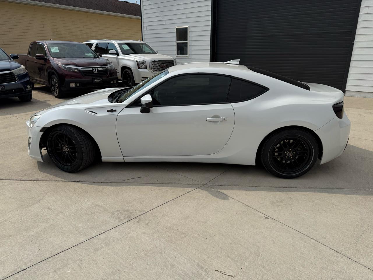 Scion FR-S 6MT 2013