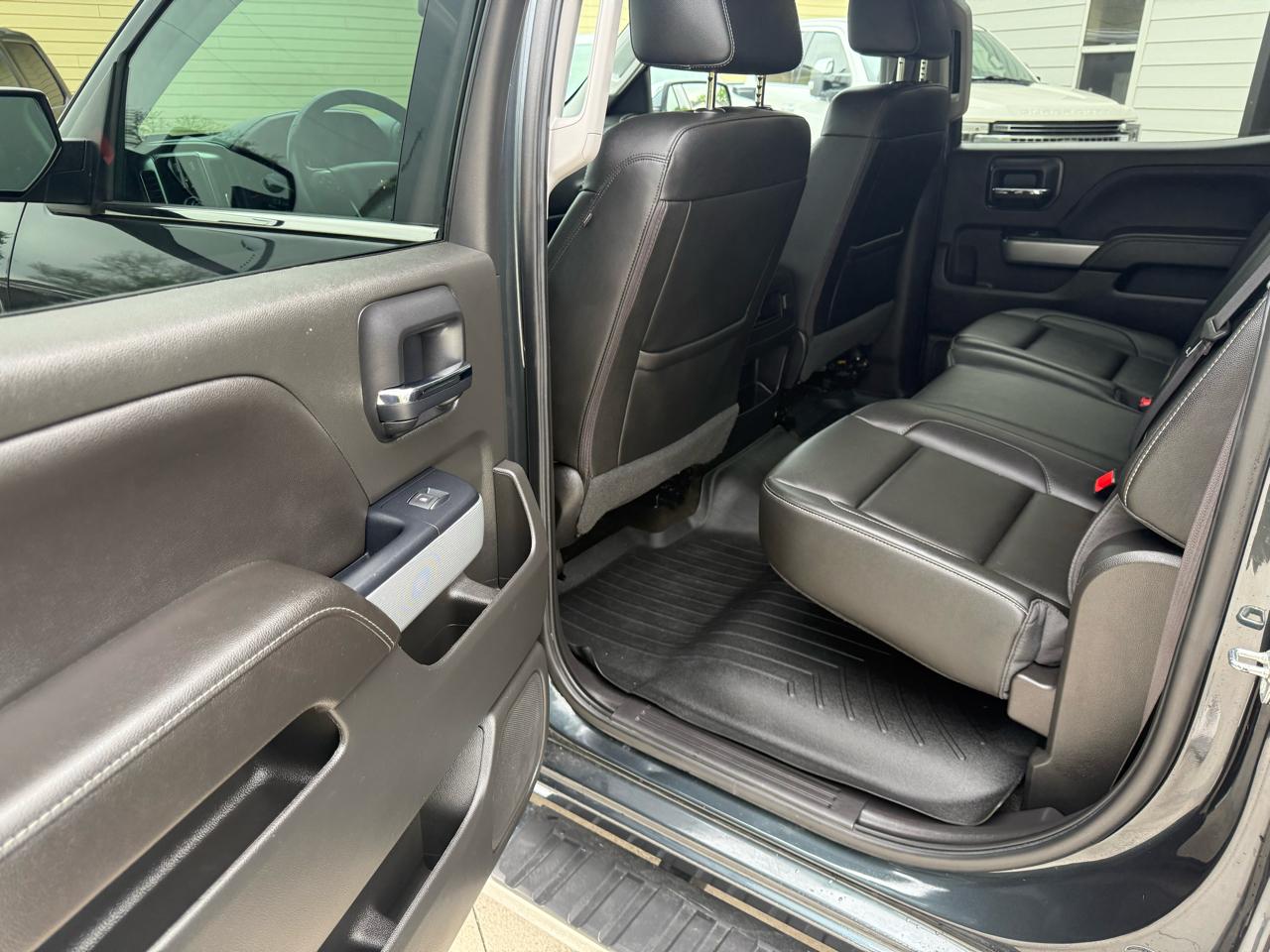 Chevrolet Silverado 1500 LTZ Z71 Crew Cab 4WD 2017