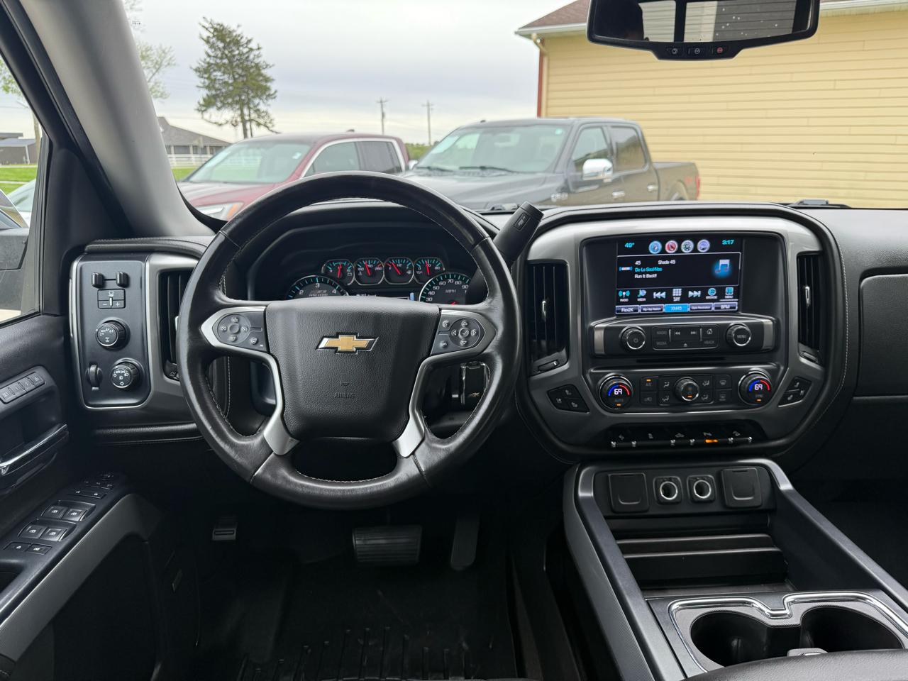 Chevrolet Silverado 1500 LTZ Z71 Crew Cab 4WD 2017