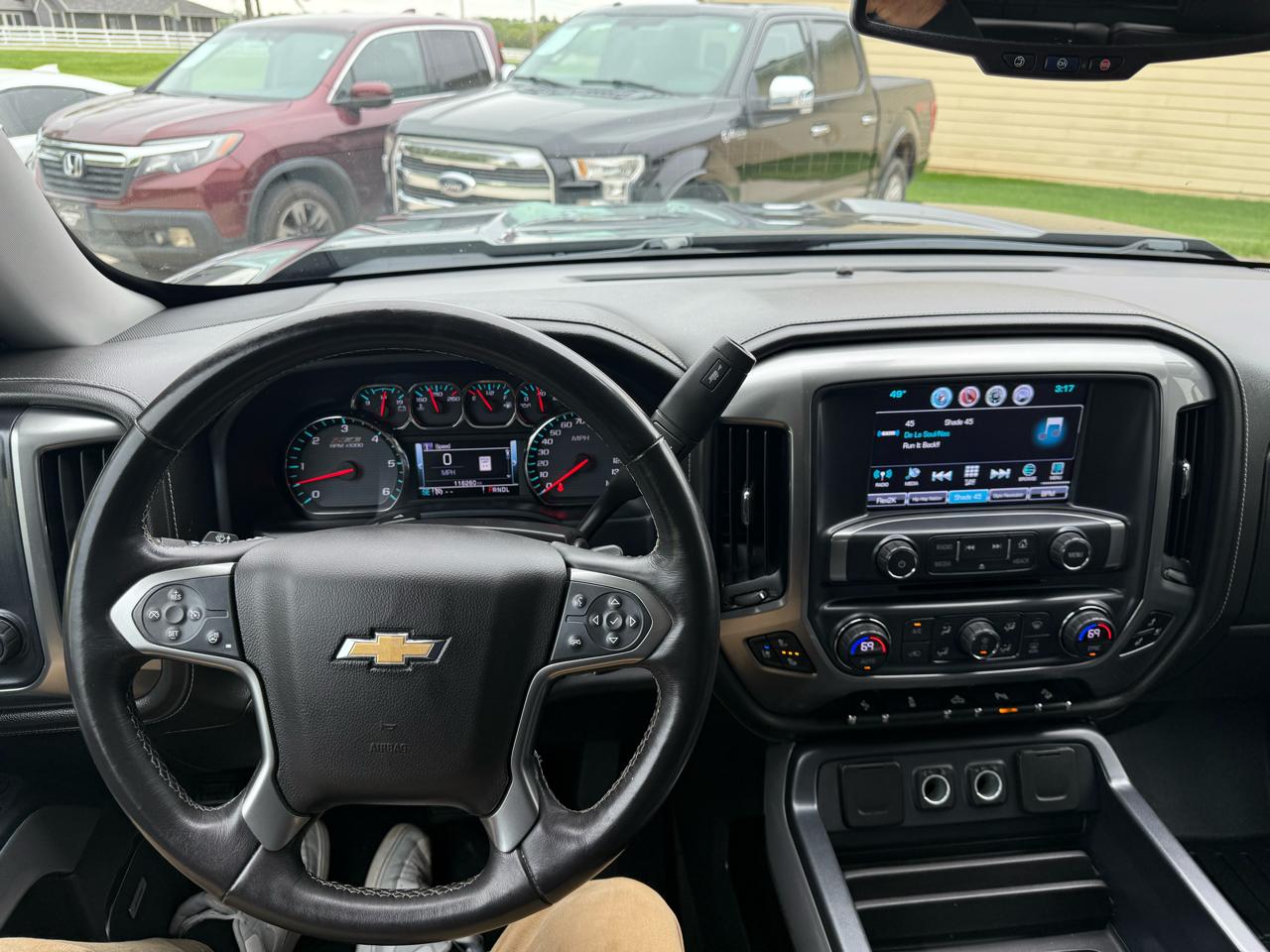 Chevrolet Silverado 1500 LTZ Z71 Crew Cab 4WD 2017
