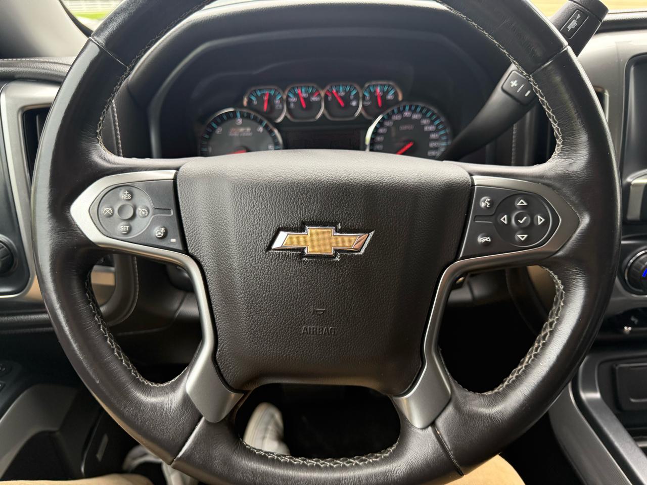 Chevrolet Silverado 1500 LTZ Z71 Crew Cab 4WD 2017