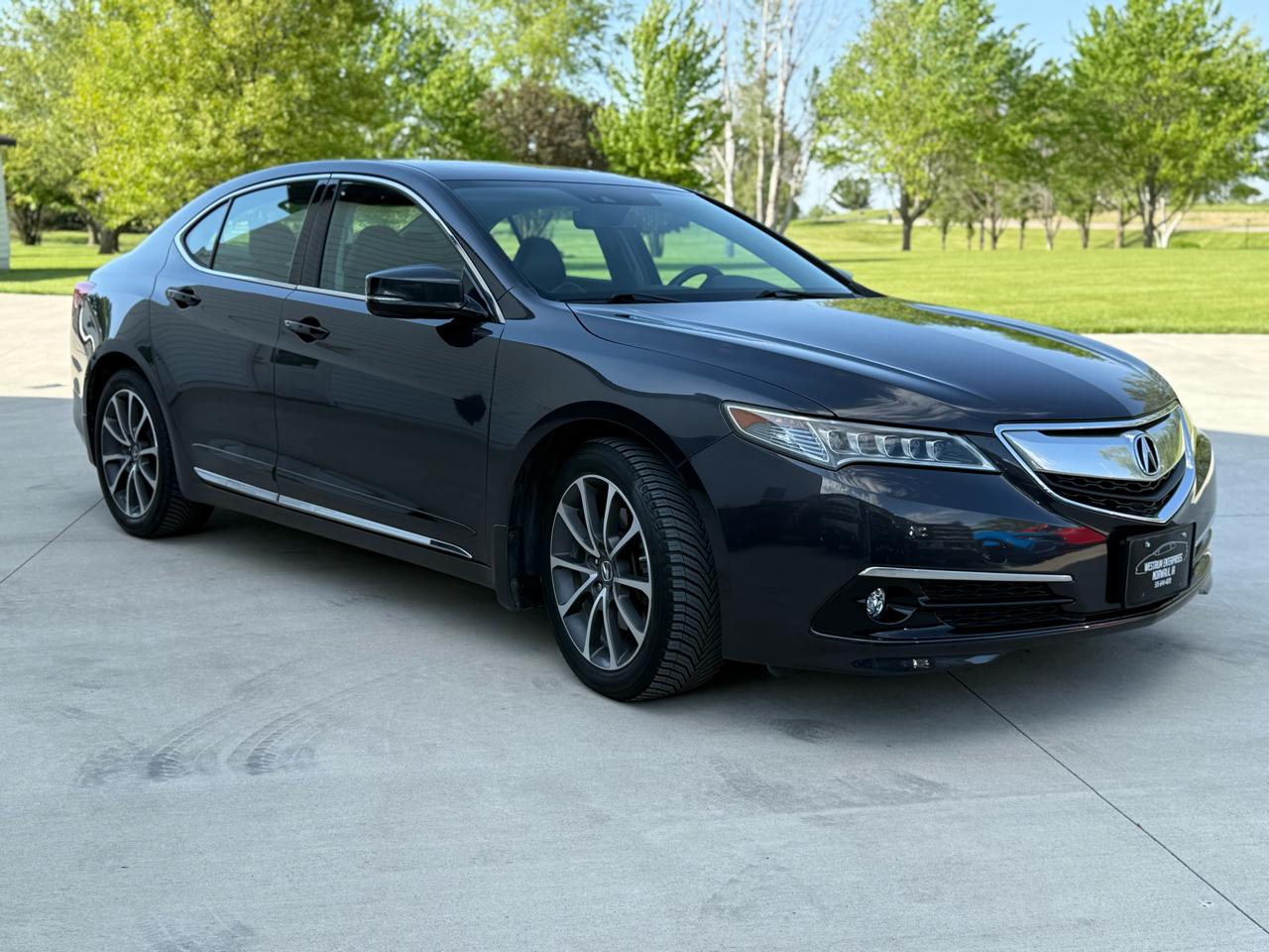 Acura TLX 9-Spd AT w/Technology Package 2015