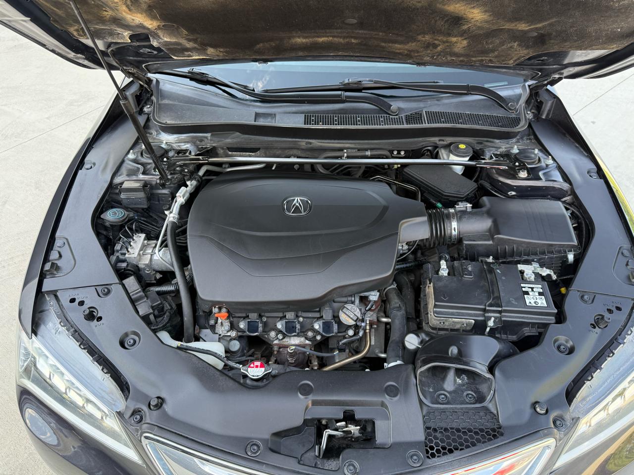 Acura TLX 9-Spd AT w/Technology Package 2015