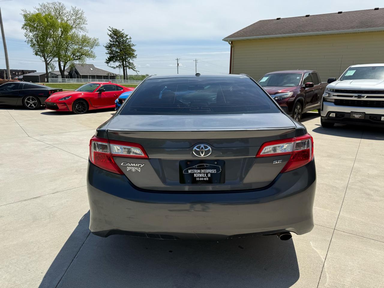 Toyota Camry SE 2012