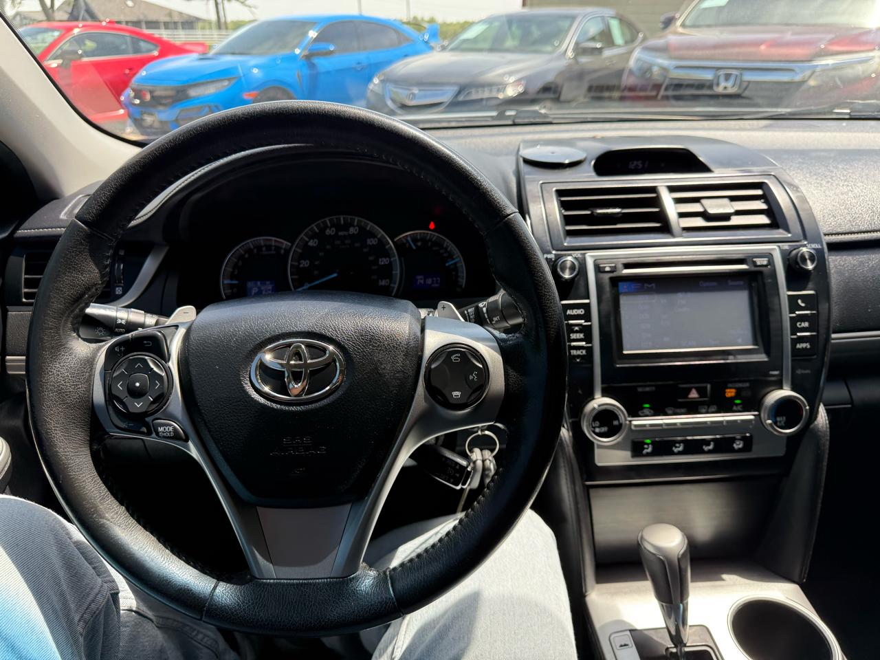 Toyota Camry SE 2012