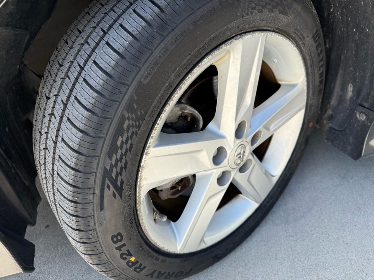 Toyota Camry SE 2012