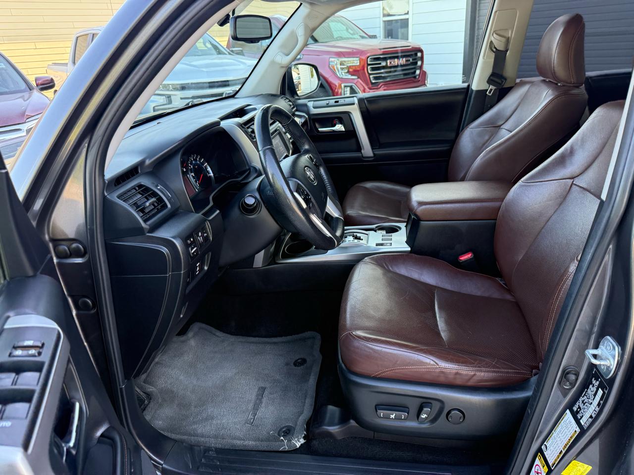 Toyota 4Runner Limited 4WD 2014