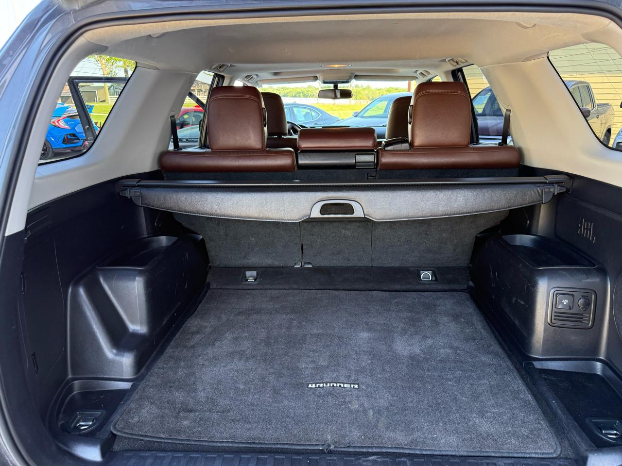 Toyota 4Runner Limited 4WD 2014