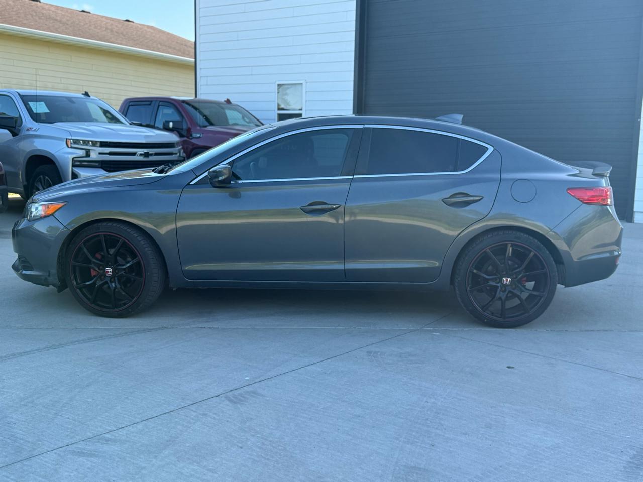 Acura ILX 6-Spd MT w/ Premium Package 2013