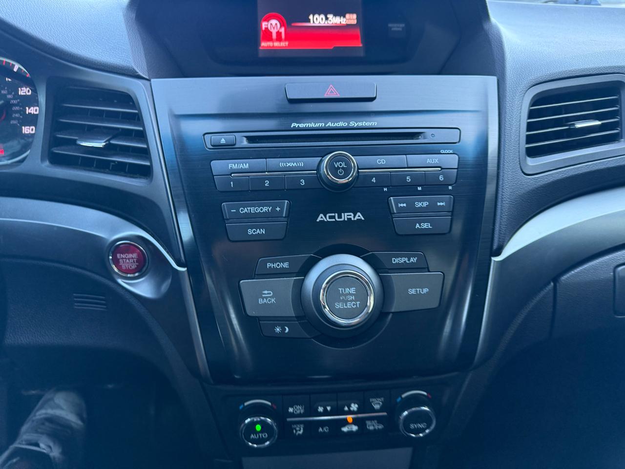 Acura ILX 6-Spd MT w/ Premium Package 2013