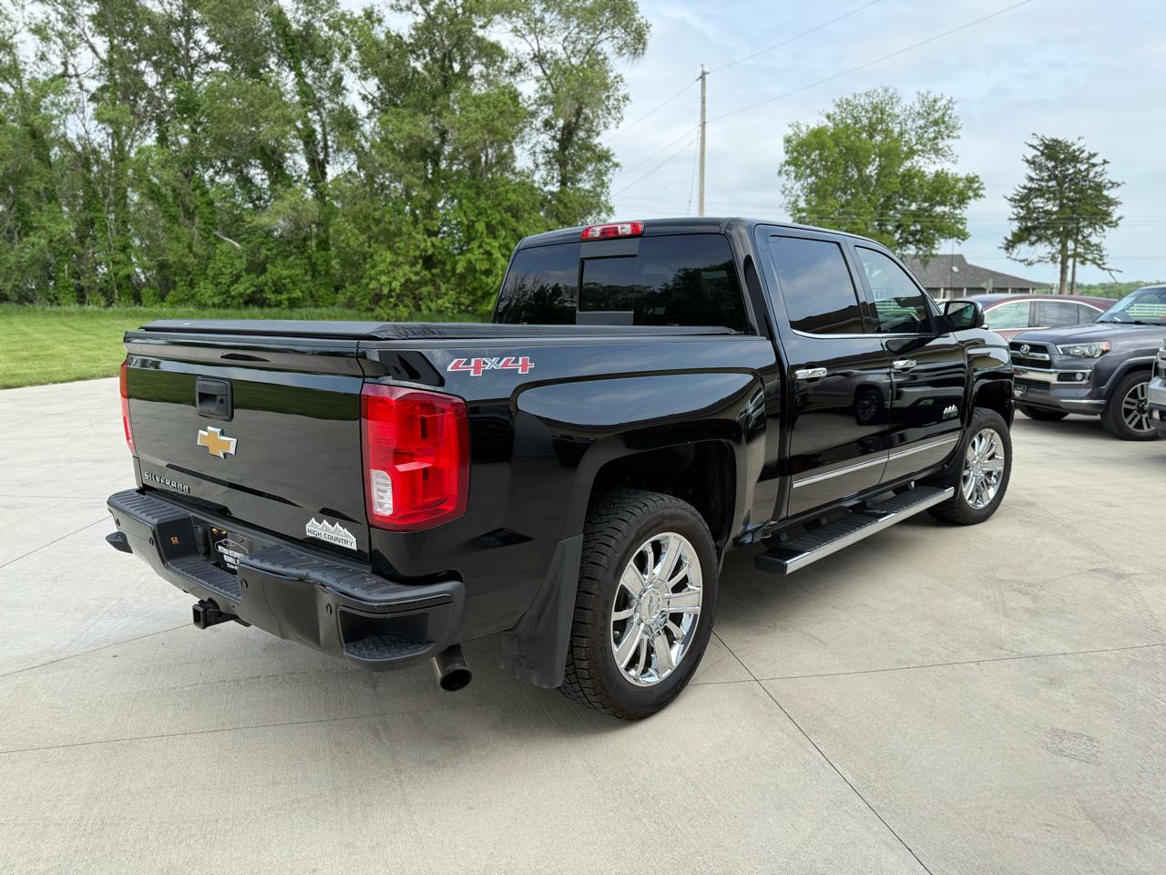 Chevrolet Silverado 1500 High Country Crew Cab 4WD 2016
