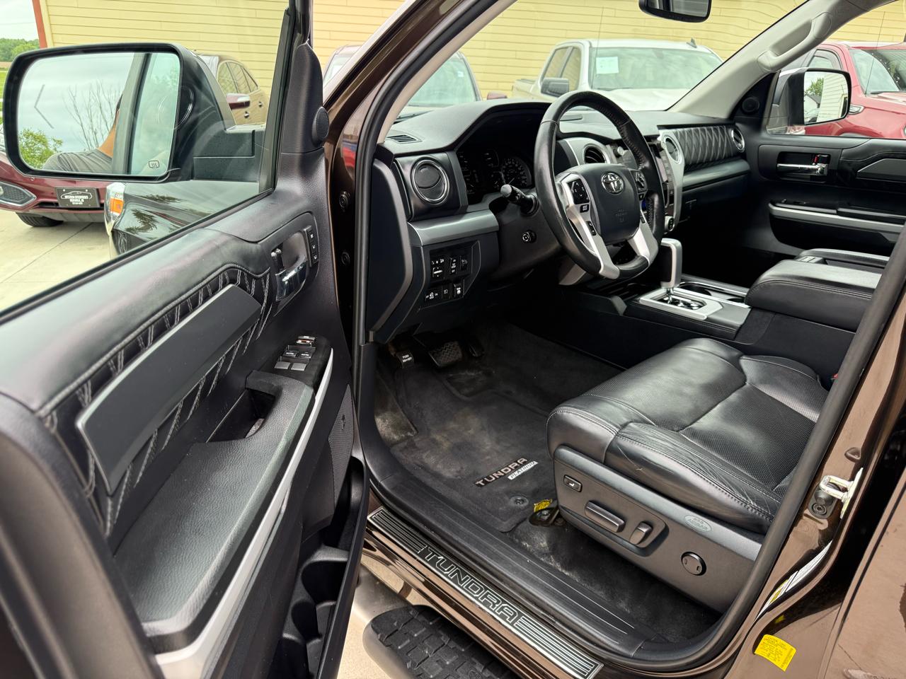 Toyota Tundra Platinum CrewMax 4WD 2020