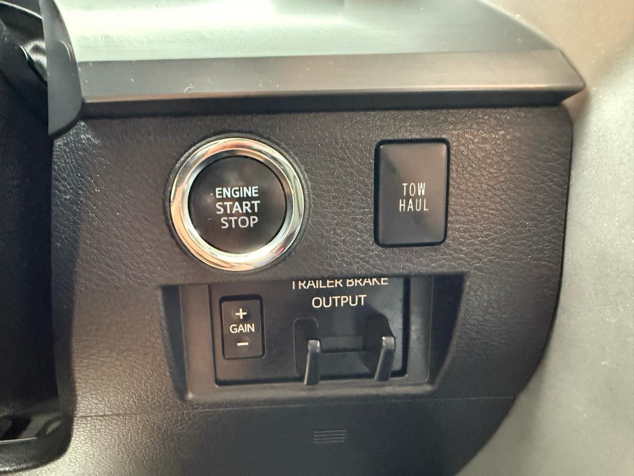 Toyota Tundra Platinum CrewMax 4WD 2020