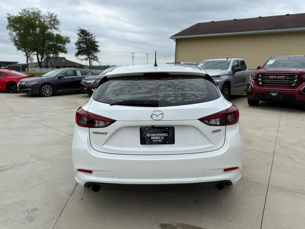 Mazda MAZDA3 i Touring AT 5-Door 2017