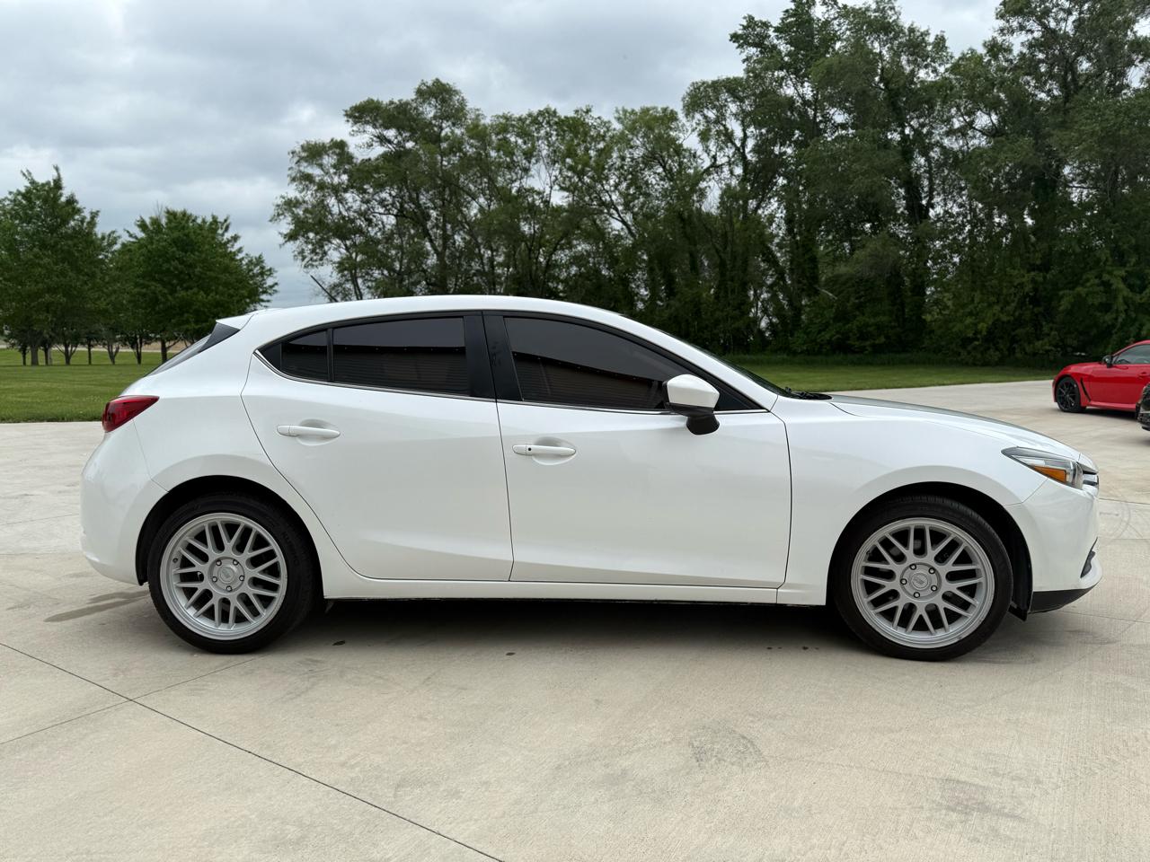 Mazda MAZDA3 i Touring AT 5-Door 2017