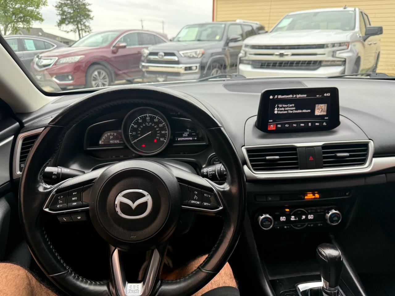 Mazda MAZDA3 i Touring AT 5-Door 2017