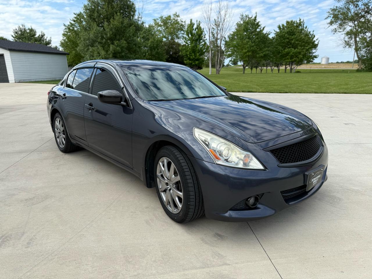 Infiniti G Sedan G37x AWD 2010
