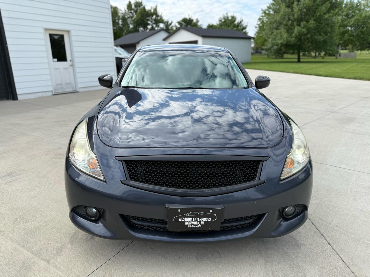 Infiniti G Sedan G37x AWD 2010