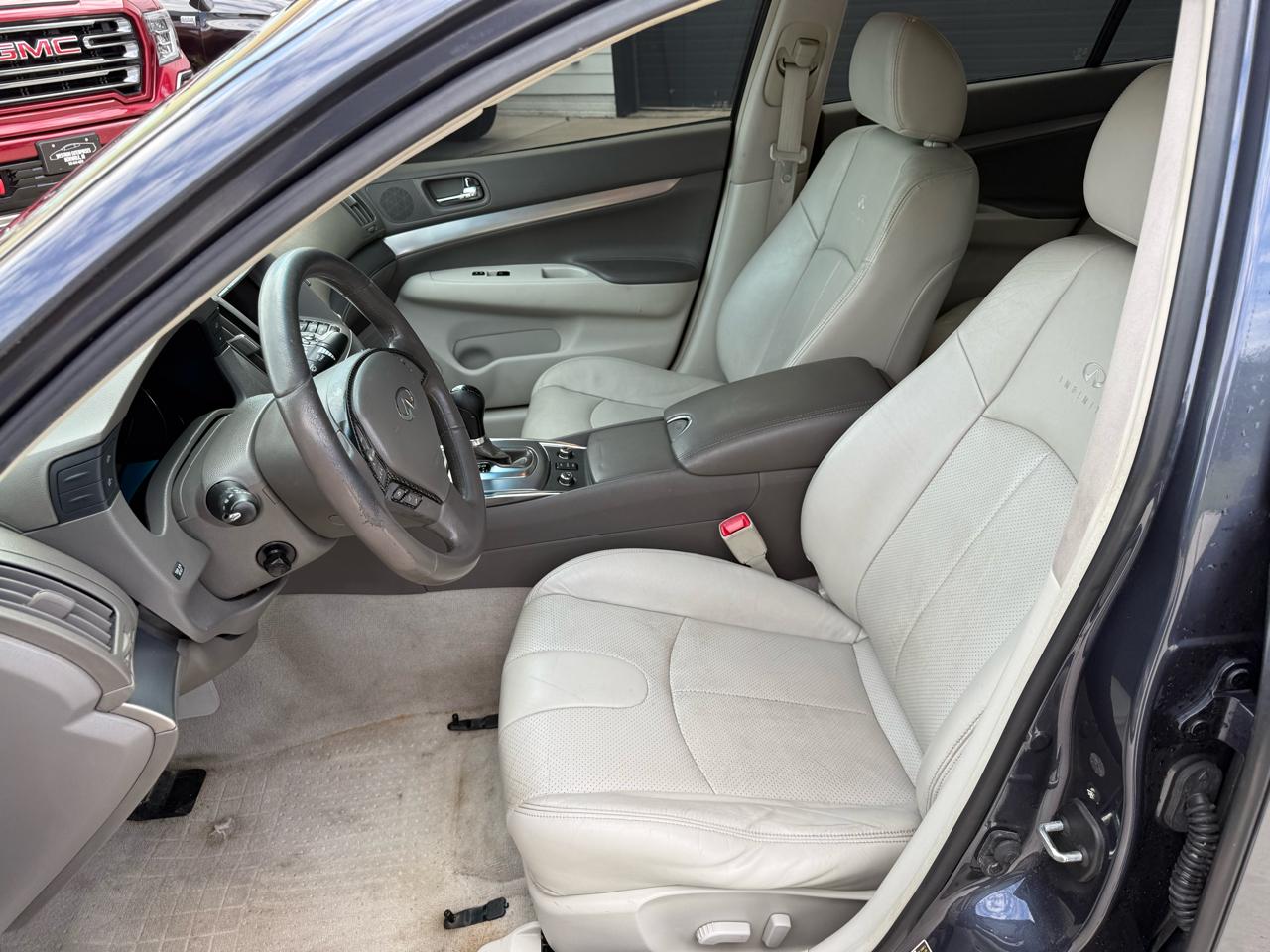 Infiniti G Sedan G37x AWD 2010