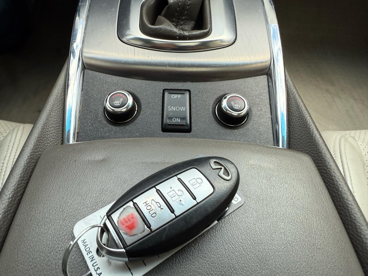 Infiniti G Sedan G37x AWD 2010