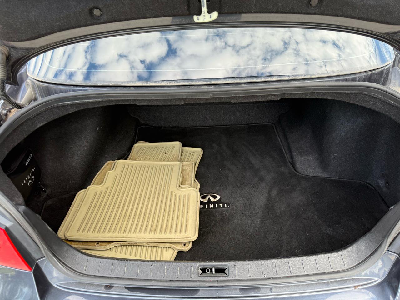 Infiniti G Sedan G37x AWD 2010