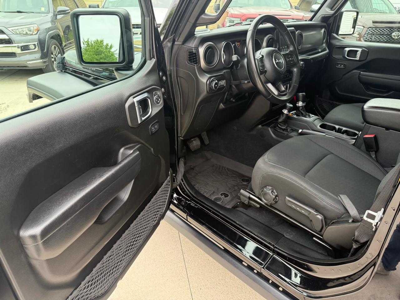 Jeep Wrangler Willys 2022