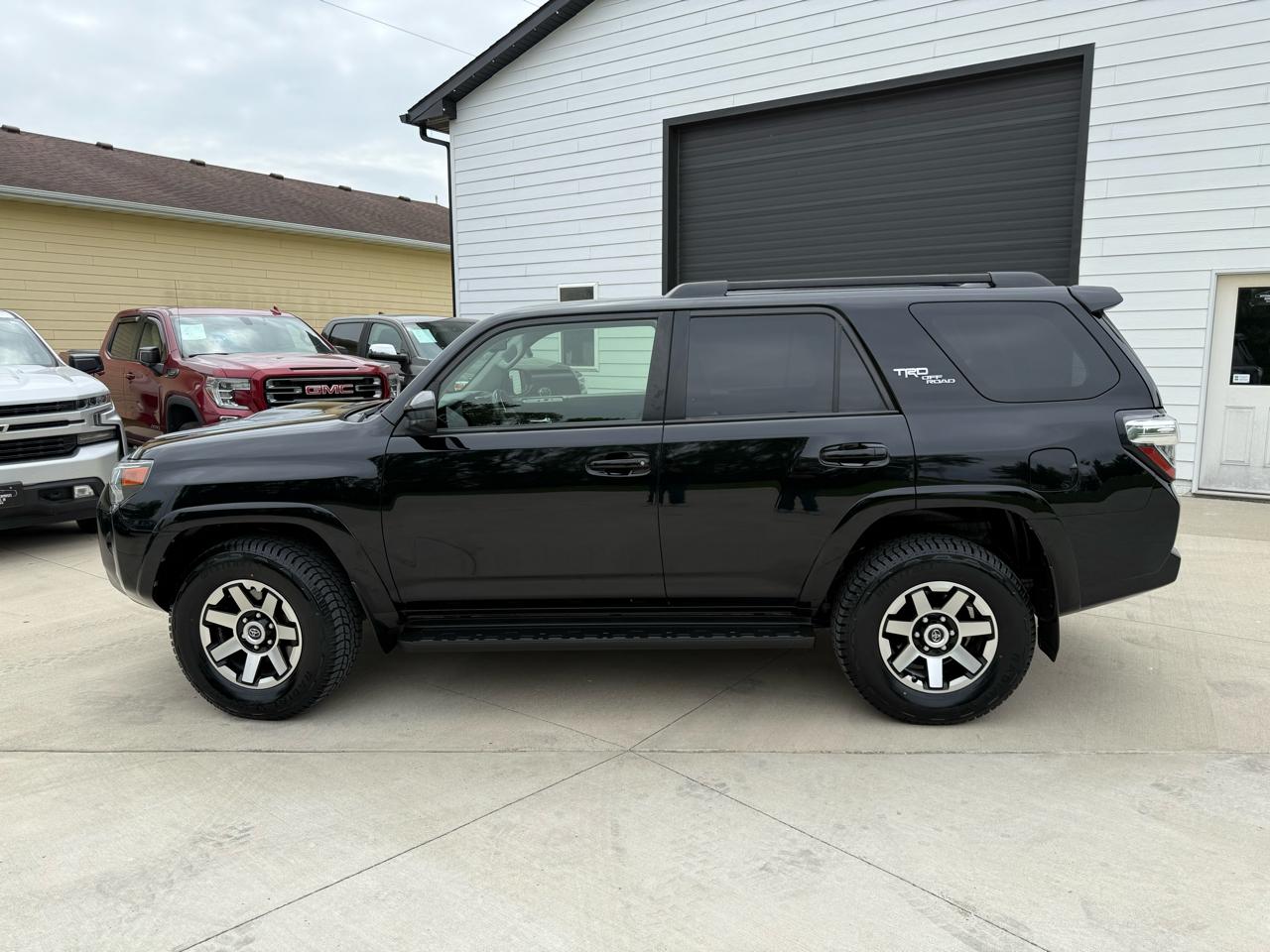 Toyota 4Runner TRD Offroad 4D SUV 4X4 V6 2020