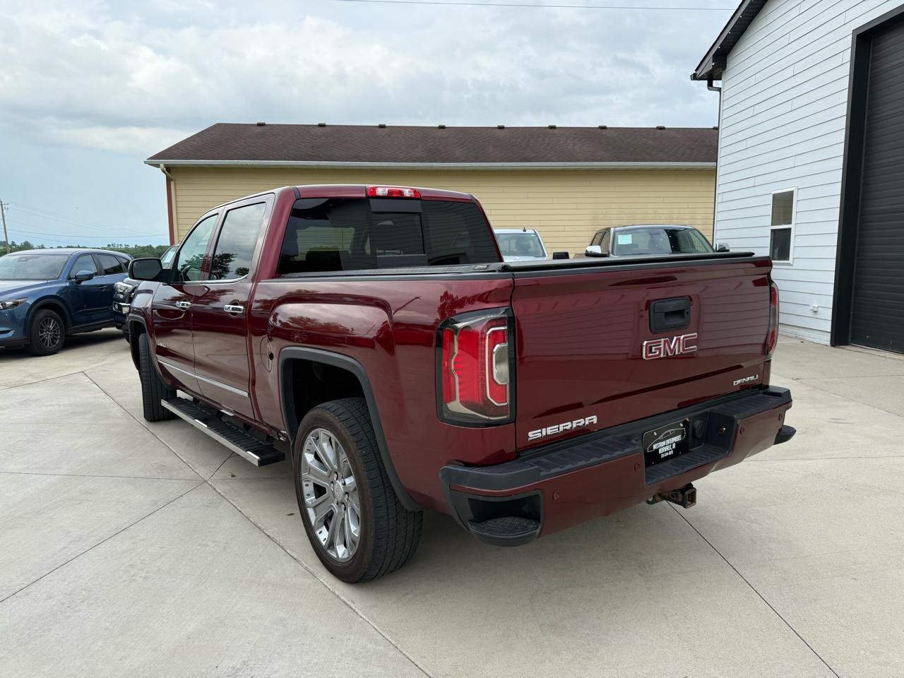GMC Sierra 1500 Denali Crew Cab 4WD 2017