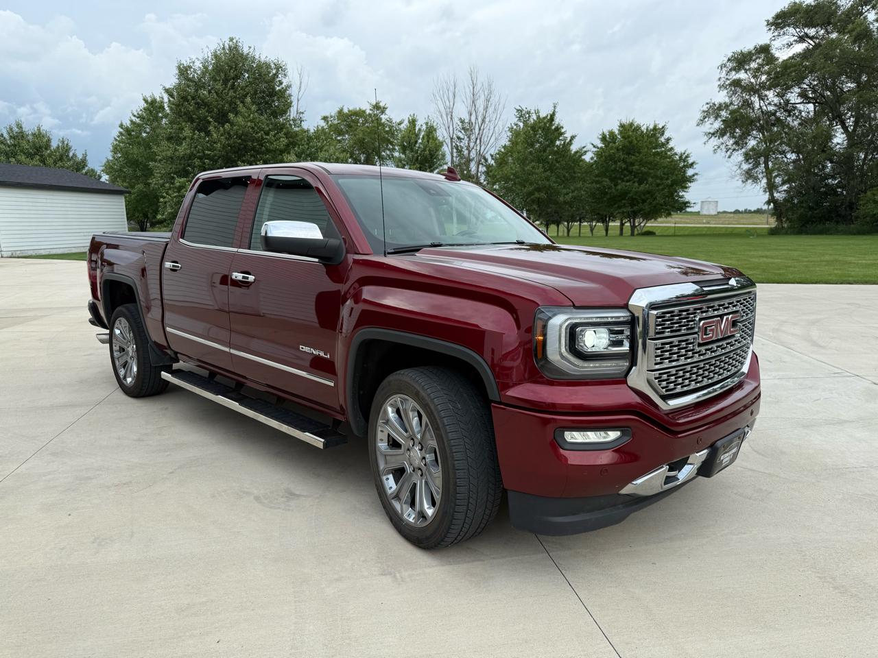 GMC Sierra 1500 Denali Crew Cab 4WD 2017