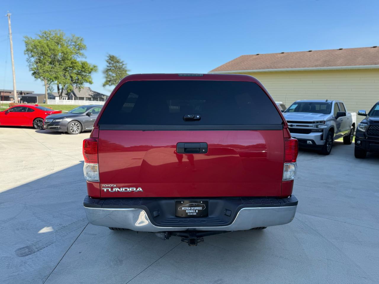 Toyota Tundra Tundra-Grade Double Cab 4.6L 2WD 2011