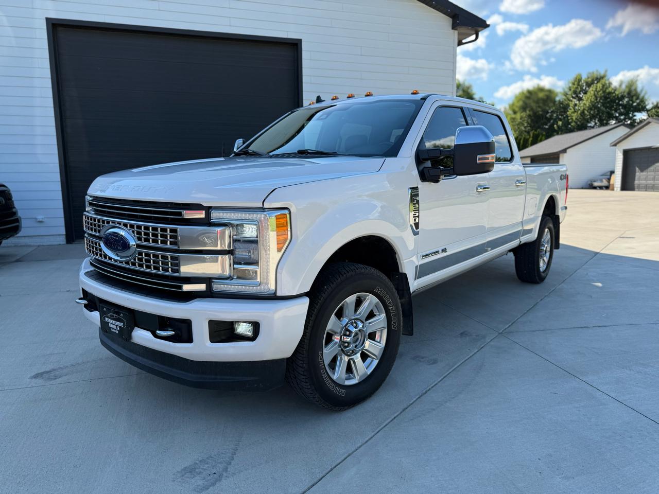 2019 Ford F-250 SD Platinum Crew Cab 4WD