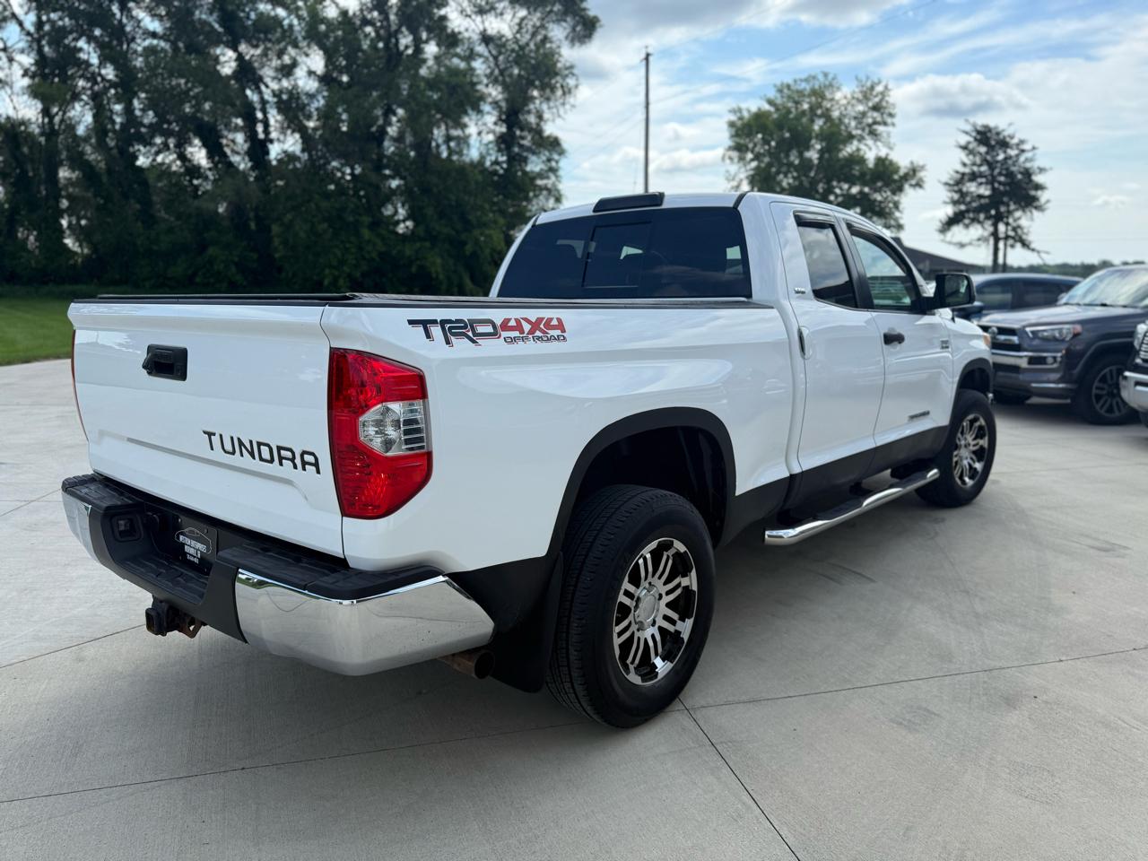 Toyota Tundra SR5 5.7L V8 Double Cab 4WD 2014