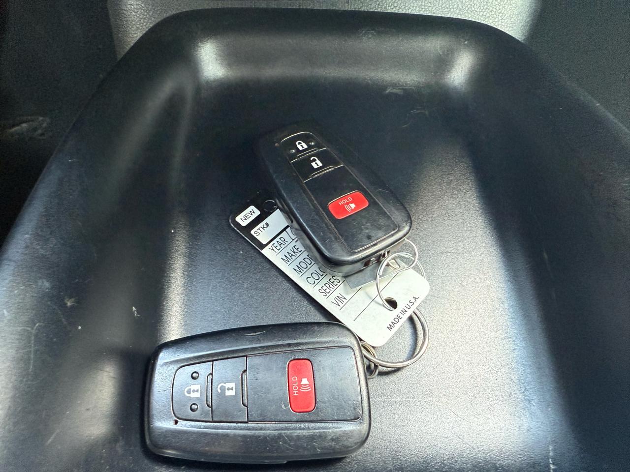 Toyota Prius Two 2016