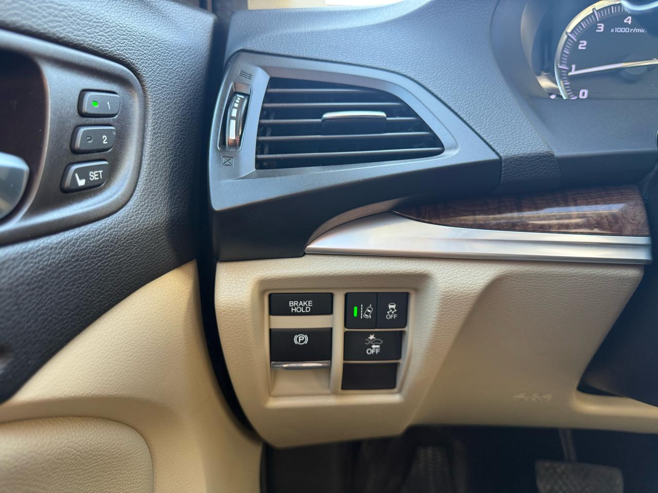 Acura MDX SH-AWD 9-Spd AT 2020