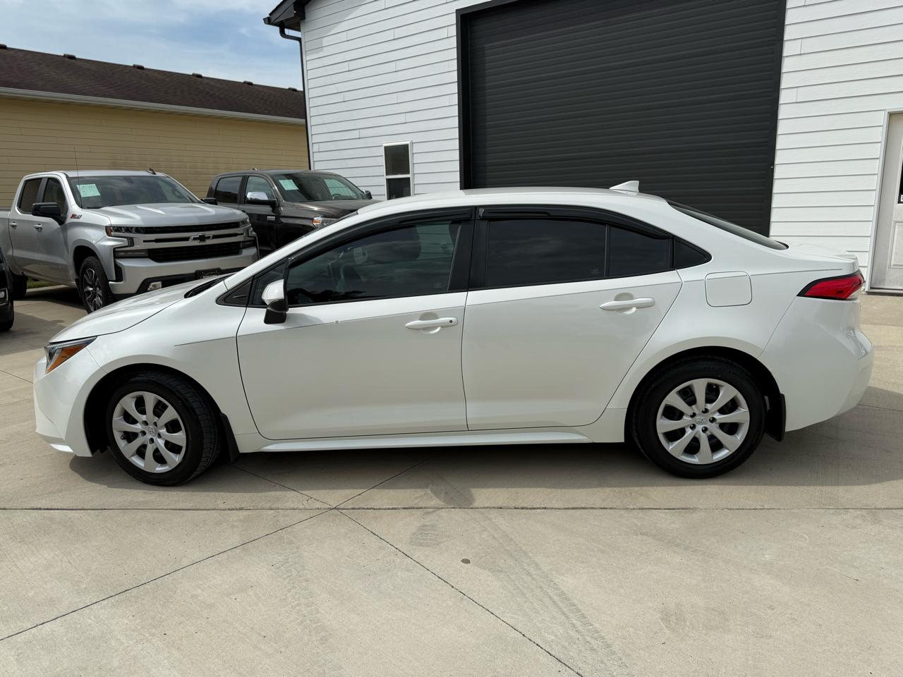 Toyota Corolla LE 2021