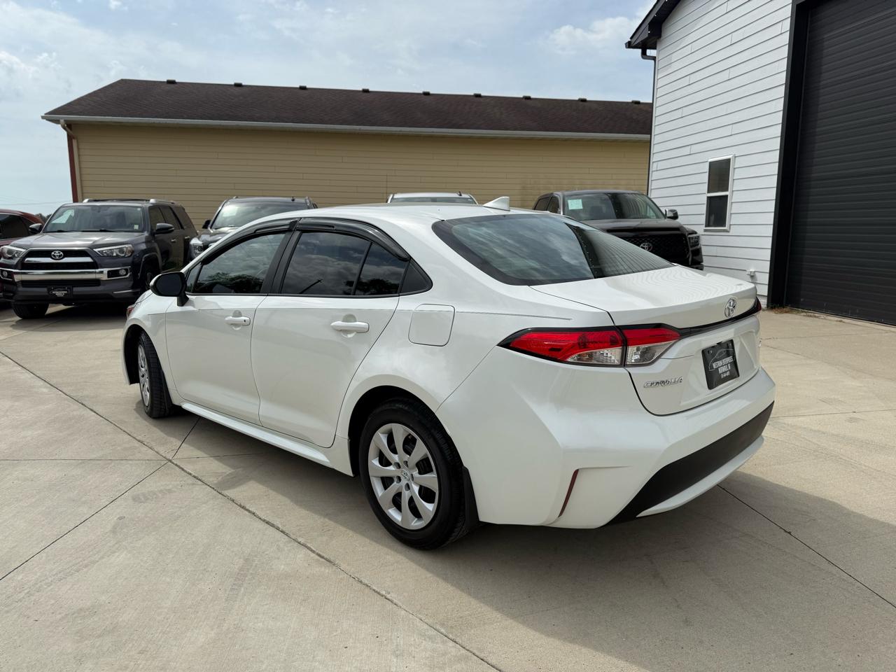 Toyota Corolla LE 2021