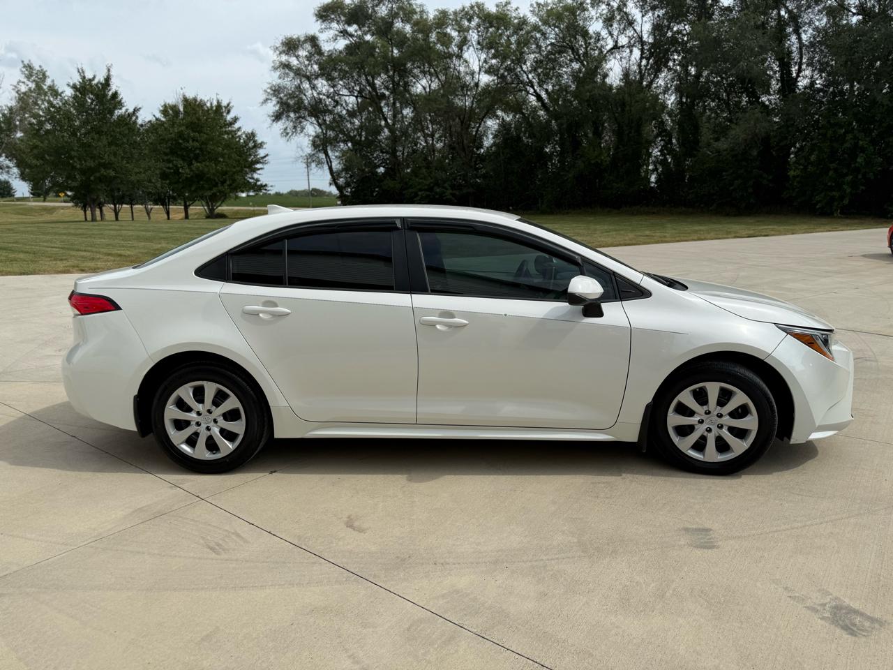 Toyota Corolla LE 2021