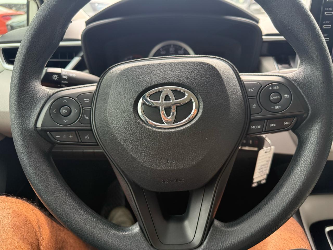 Toyota Corolla LE 2021