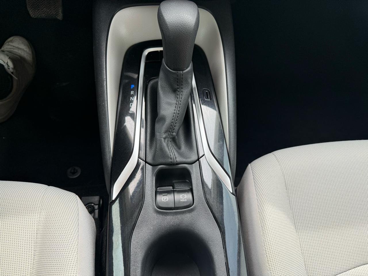 Toyota Corolla LE 2021