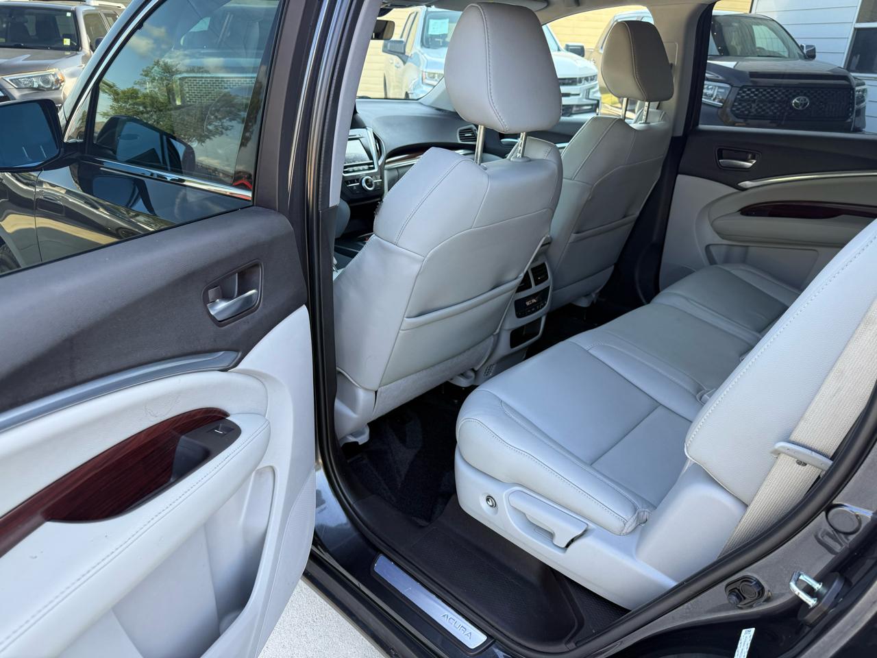 Acura MDX SH-AWD 9-Spd AT w/Tech Package 2016